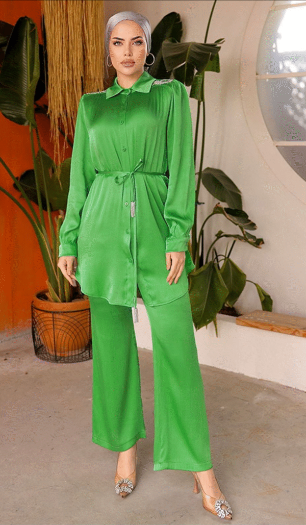 Combine Tunic and pant green